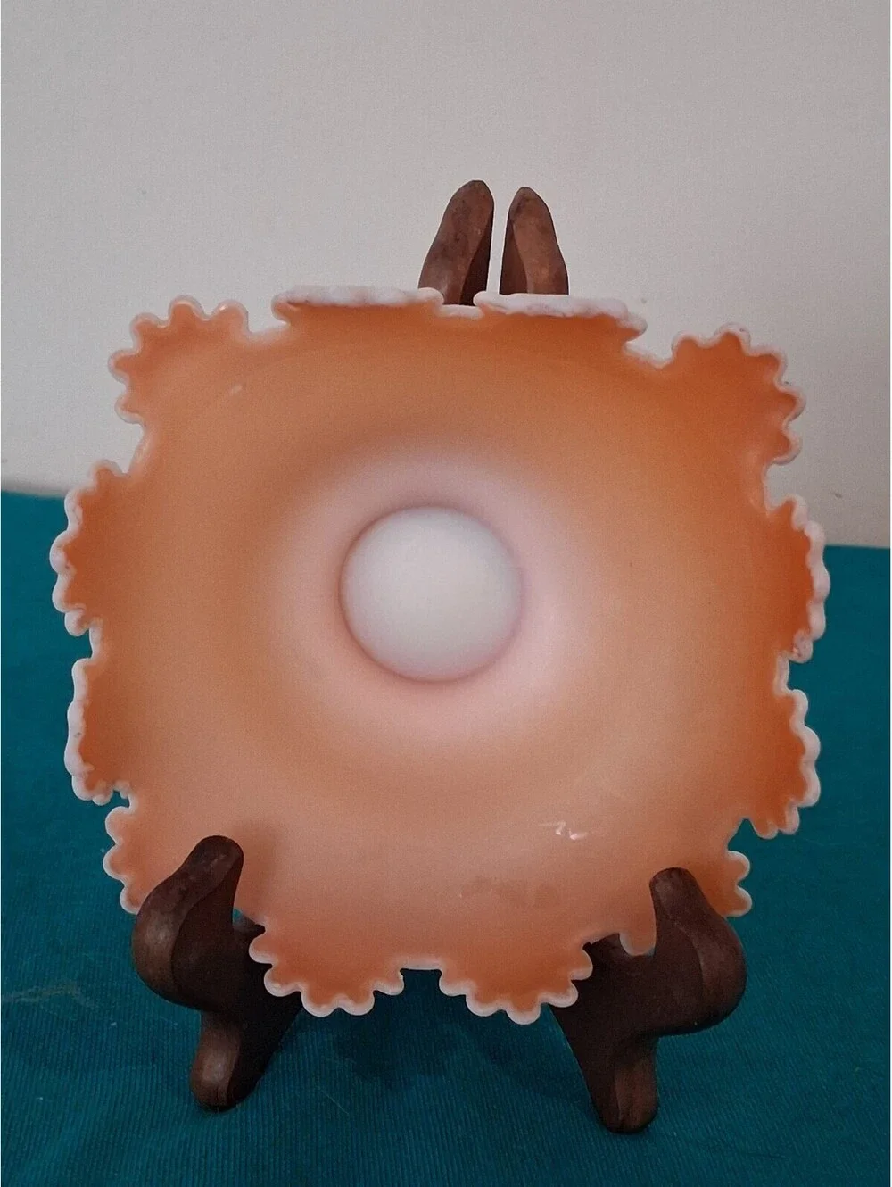 Vintage Ruffled Edge Glass Bowl with Peach and White Gradient